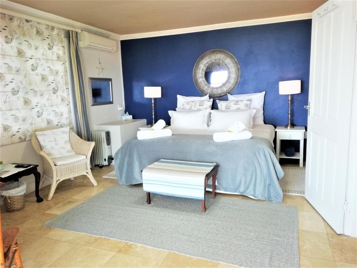 4 On Montagu Accommodation Mossel Bay Exterior foto